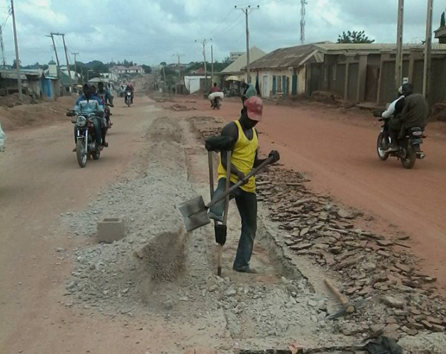 Disabled Man In Kaduna Working As A Labourer At A Site